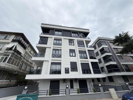 Özpa Gayrimenkul B.evler Mah. Bahçeli Nizam 2+1 Satılık Daire