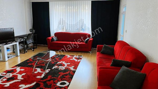 Adnan Kahveci Mah Site İçi 1+1 Daire Satılık