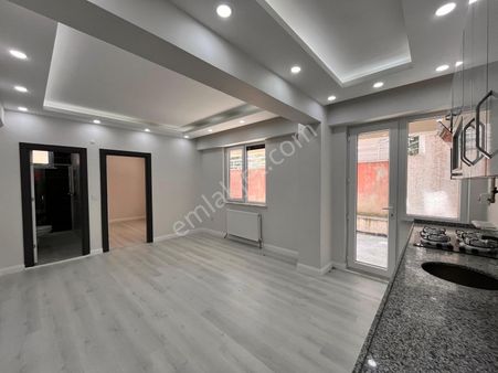 Oben'den Altıntepe'de Sıfır, Bahçe Teraslı - Otoparklı 1+1