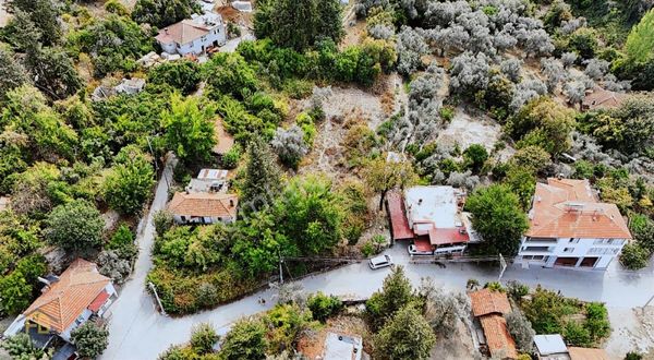 Fethiye Seydikemer Kıncılar Mh. Fırsat Köyiçi İmarlı 2.540 M²