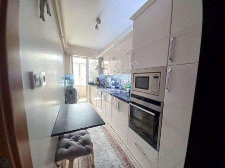 Şeref Emlak Gop Meydanda İnce Sokak Satılık Daire 4,700,000 Tl