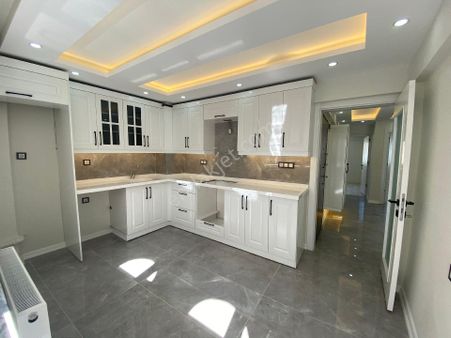 Bilginoğlu Emlak'tan Kuyualan Mahallesinde 3+1 Ara Kat