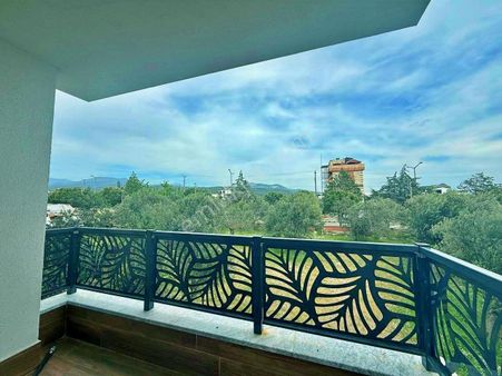 Uytundan Zeytinlide Doğa Manzaralı Yerden Isıtmalı 2+1 Daire