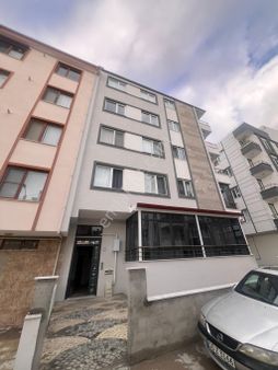 🔵 Bademalanında Ara Kat Satılık 2+1