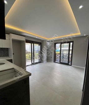 Kusadası İkiçeşmelikte Satılık