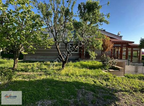 Gölbaşı Manzara Evlerinde Geniş Bahçeli,özel Yaşam Alanlı Villa