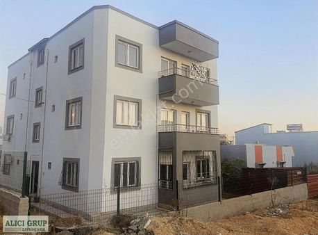 Kiralık,3 Katlının 3.katı Sıfır Daire