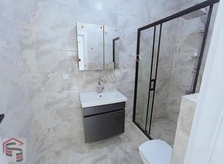 Sezer Emlak Halit Kacır'dan Satılık 2+1 Ara Kat