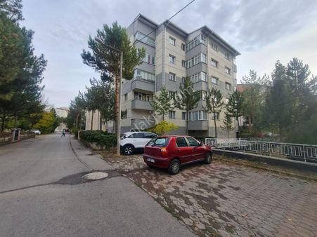 Kabze Emlaktan Sivas Mrk.yeni Şehir Mah.de Satılık Daire..!!