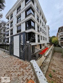 Bahçelievlerin En Geniş Ve Sakin Sokağında 3+1 Ebeveyn Banyolu