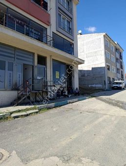 Çınarlı Mahallesi'nde Anayola Cephe Satılık Dükkan