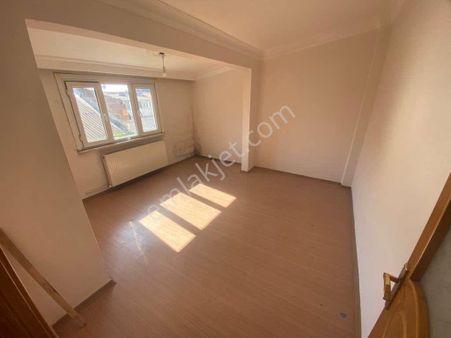 İsmetpaşa Mah’de 4+1 220m2 Han Gibi Fırsat Daire