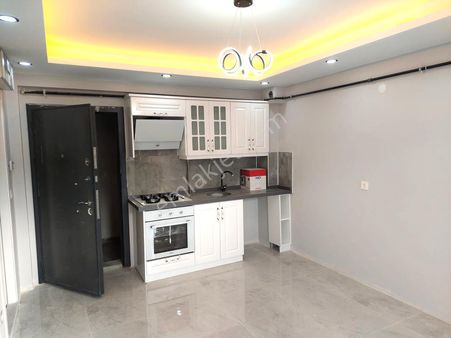 Recep Ümit'ten Şirintepe Yatırımlık İskanlı 1+1 Satılık Pc-12