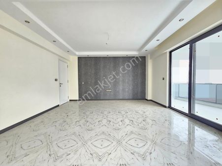 Denizli Gerzele De 170m2 3+1 Harika Dağ Manzaralı Kaçırılmayacak Satılık Ara Kat Daire