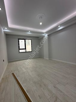 🌟🏡 Elmas Emlaktan – 71 Evler Mahallesinde Fırsat Daire