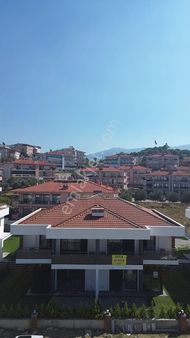 Yeni Stadyum Karşısında Bahçeli Lüks Villa Satılıktır