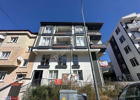 20 Temmuz Mahallesinde Merkezi Konumda Lüks Yapılı Kiralık 1+1 daire