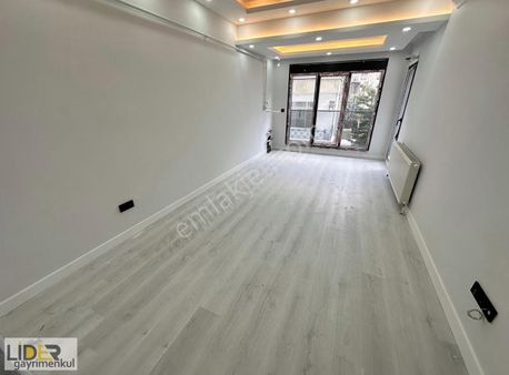 Lider'den Altıntepe Minibüse Yakın Sıfır Arakat Balkonlu 2+1