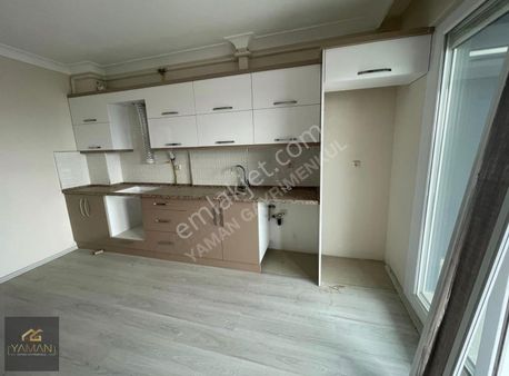 Akhisar Gölet Mevkii Uluğpark Sitesi'nde Kiralık 2+1 Daire.