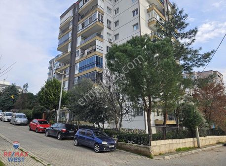 Zübeyde Hanım Mahallesinde 1+0 Temiz Eşyalı Satılık Daire