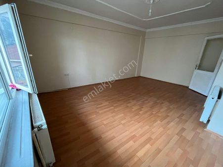 Arslanbey Gayrimenkulden Çorlu Merkezde Ara Kat 3+1 Kiralık Daire!!!!!!!