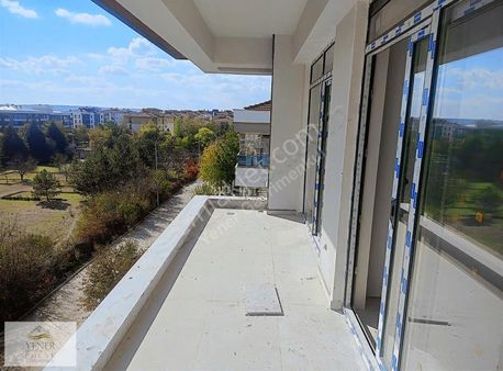 Batıkent Mahallesinde Site İçi Satılık Lüks 2+1 Daire