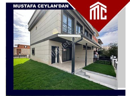 Seferihisarın Doğanbeyde Denize Plaja 300 Metre Mesafede 3+1 Yazlık Villa / Yetkili Portföy