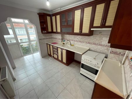 Sincan Akşemsettin Mh.'de 2+1 Satılık Daire