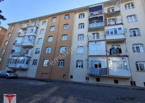 Klass Emlaktan Çok İyi Konumda Eğitimciler Sitesinde 3+1 Satılık Daire