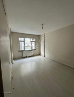 Bayrampaşa Merkez'de Kiralık 2+1 Daire