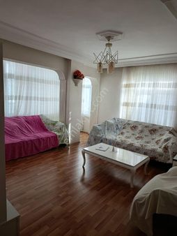 Araz Gayrimenkul 75 Yıl Mah.satılık Toprak Hisseli Ara Kat Daire