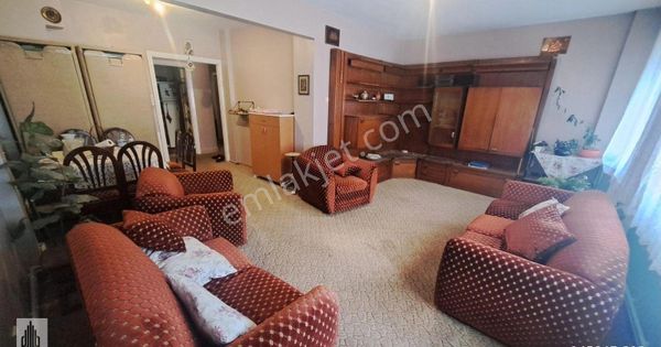 Fatih Sümbül Efendi Mah Kiralık Eşyalı Büyük 1+1 Daire