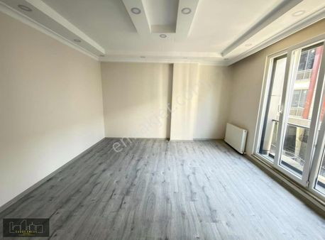 Cadde Emlak Yeşilova Mah 2+1 80 M2 Yeni Binada Ara Kat Lüx Daire