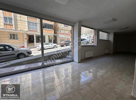 Arnavutköy Merkezi Konumda Satılık Dükkan