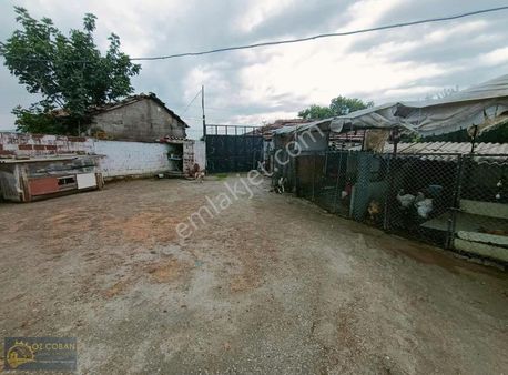 Öz Çoban Gayrımenkul'den 628m2 Arsa İçerisinde Müstakil Ev