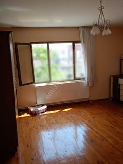 Refet Bele Mah’de Arakat 2+1 Kapalı Mutfak Kiralık Daire