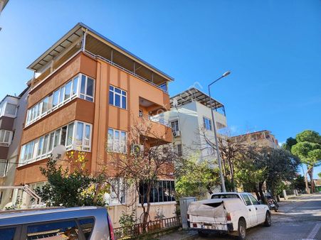 Altınoluk Satılık Daire / Merkezde / 3+1 / 2 Ayrı Mutfak / Çift Banyo