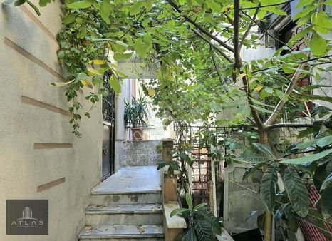 Atlas'tan, Siyavuşpaşa'da, 3+1, 130m2, Asansörlü, Köşe Daire