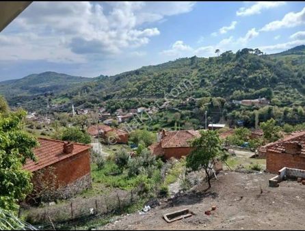 Bergama Karalarda Doğa Manzaralı Köy Evi