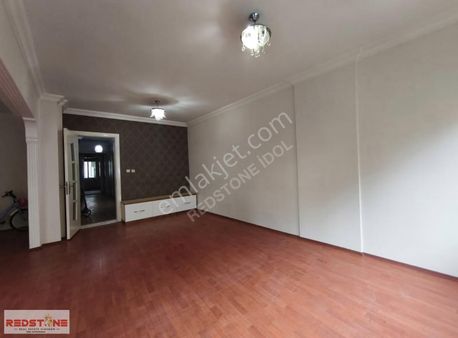 Redstone İdol'den Mimar Sinan Caddesinde Satılık 3+1 Daire