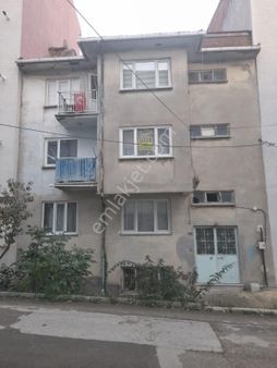 Yeni Mah Meslek Lisesi Caddesine Yakın Satılık Daire