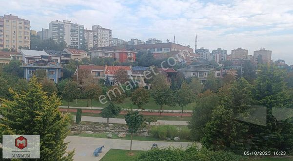 Başakşehir Piramit Çarşı Yanı 2+1 87 M2 Ara Kat Satılık Daire