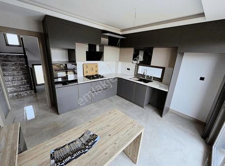 Onurlu'dan Türk Hamamlı Lüxs Yapılı 5+1 Satılık Villa