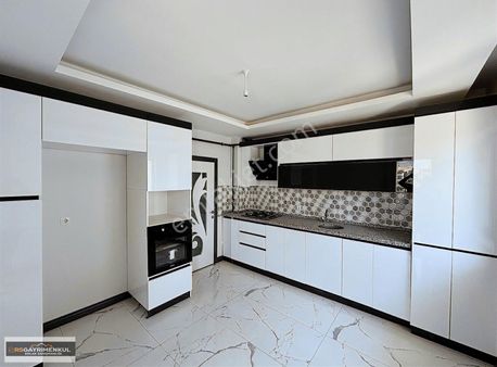 Rs'den Yenikentte Ulaşımın Dibinde Kaçırılmıyacak3+1fırsat Daire