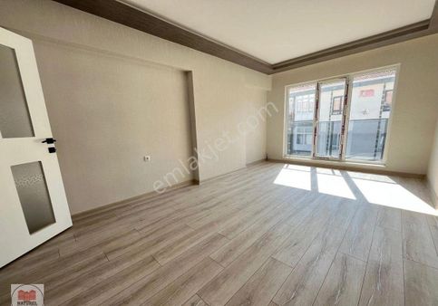 Aktepe Mahallesinde Yeni Binada 2+1 Asansörlü Satılık Daıre