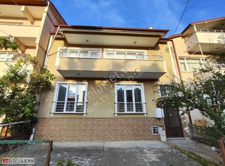 Erenler'de Kiralık Bakımlı Geniş Daire