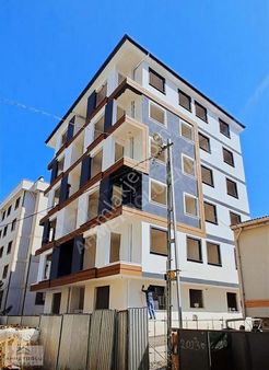 Ahmetoğlundan Sıfır Binada Lüks Lokasyonda 1+1