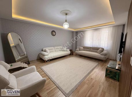 Emek Mahallesinde 5+1 2 Aileye Uygun Ters Dublex