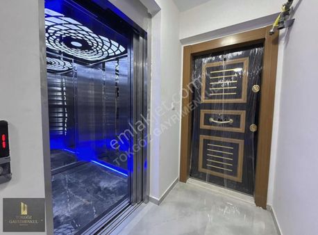 Tokgöz'den Yayla Ulubatlı Hasancami Yakını Sıfır 3+1 4.kat Daire