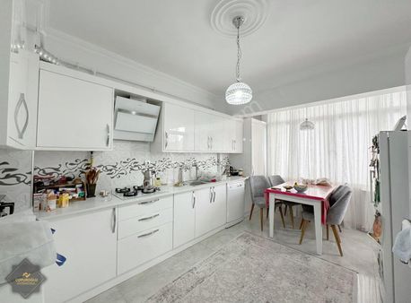 Sarıgüllük'de Topcuoğlu Cami Civarı Geniş Masrafsız 3+1 Daire !!